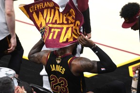 包含离谱！克里夫兰骑士遗憾出局备战NBA常规赛AC米兰再遭质疑，西甲集结日热度飙升的词条