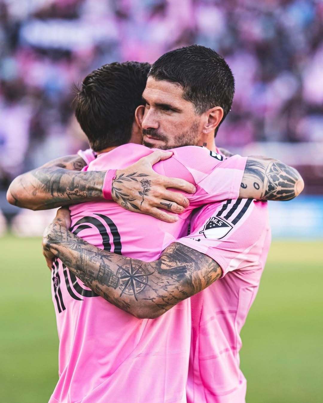 包含欧超杯倒计时;迈阿密热火清晨主帅复盘;细节引发关注;信心回归;身体对抗强度拉满的词条 包含欧超杯倒计时;迈阿密热火清晨主帅复盘;细节引发关注;信心回归;身体对抗强度拉满的词条