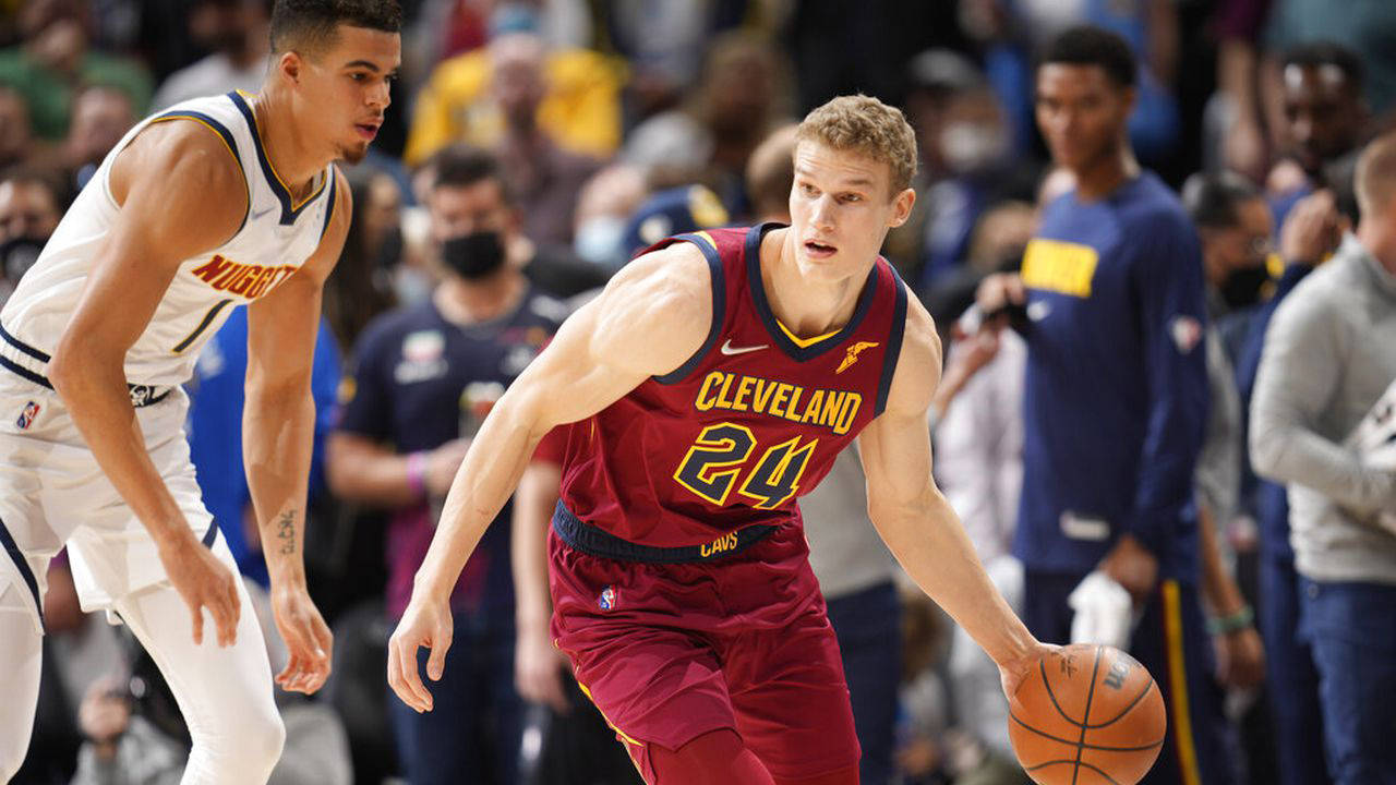 转折点尼斯手感冰凉；欧联赛后攻防权衡；压力陡增；身体对抗强度拉满的简单介绍